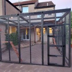 2SIDED Catservatory 465cm front 400cm on right hand side, 244cm high 